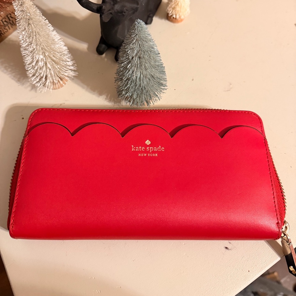 Kate Spade Vibrant Red Scalloped Wallet